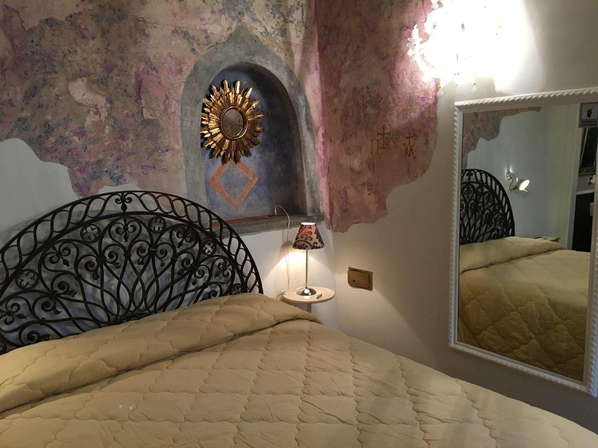 Mr. My Bed and breakfast 2*
